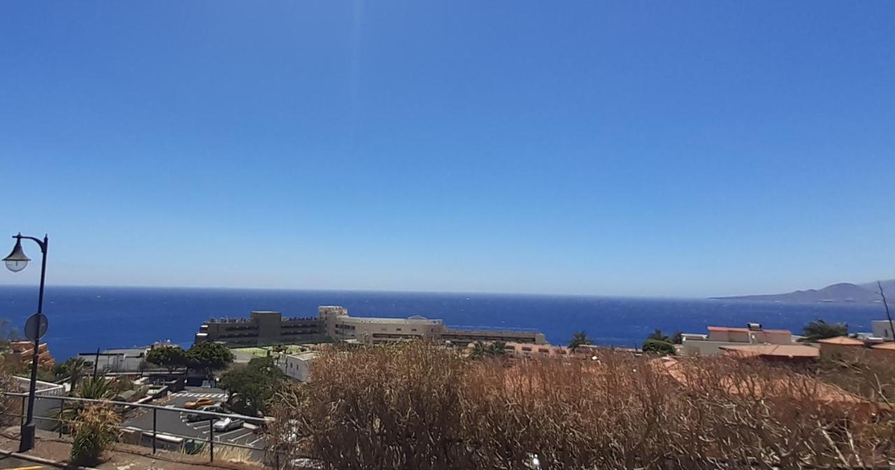 Luxurious Apartment With Large Terrace And Sea Views Tabaiba Esterno foto